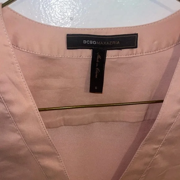Like New BCBG blouse - Picture 3 of 4